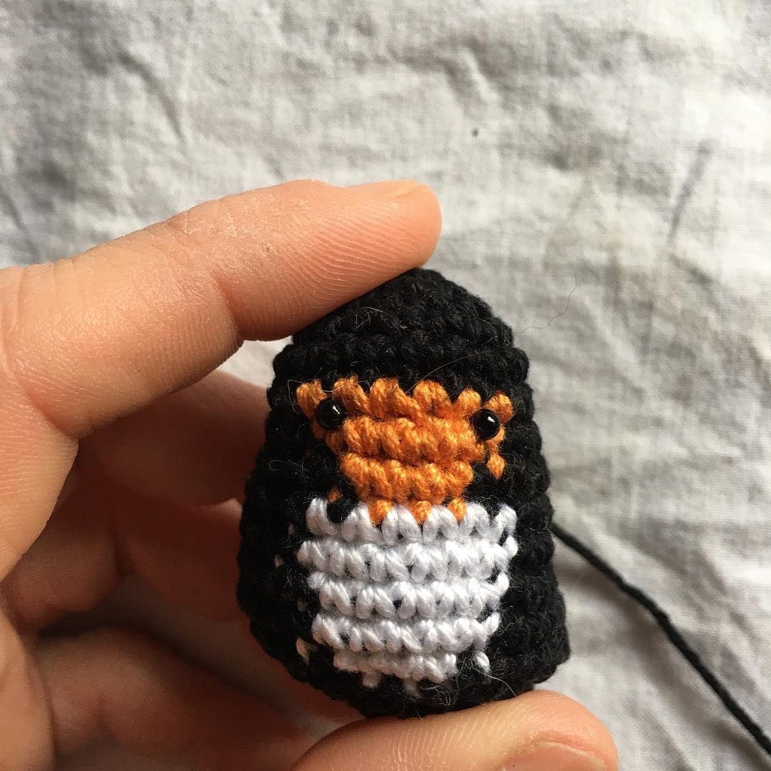 Passaro Preto Crochê Receita de Amigurumi PDF Grátis