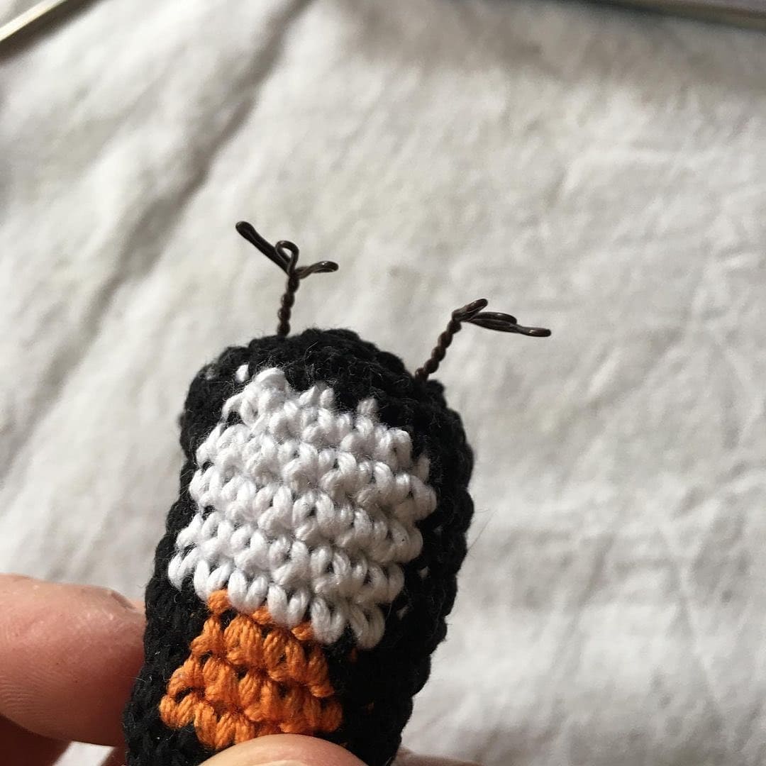 Passaro Preto Crochê Receita de Amigurumi PDF Grátis