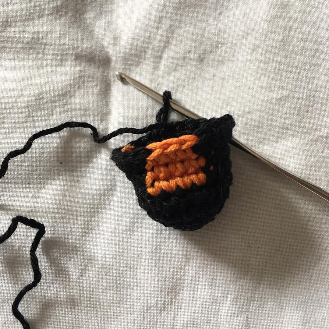 Passaro Preto Crochê Receita de Amigurumi PDF Grátis