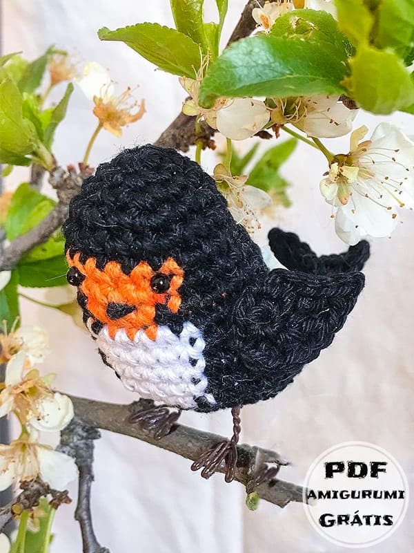 Passaro Preto Crochê Receita de Amigurumi PDF Grátis