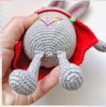 Capuz Vermelho Coelho Amigurumi Fácil Receita de PDF Grátis